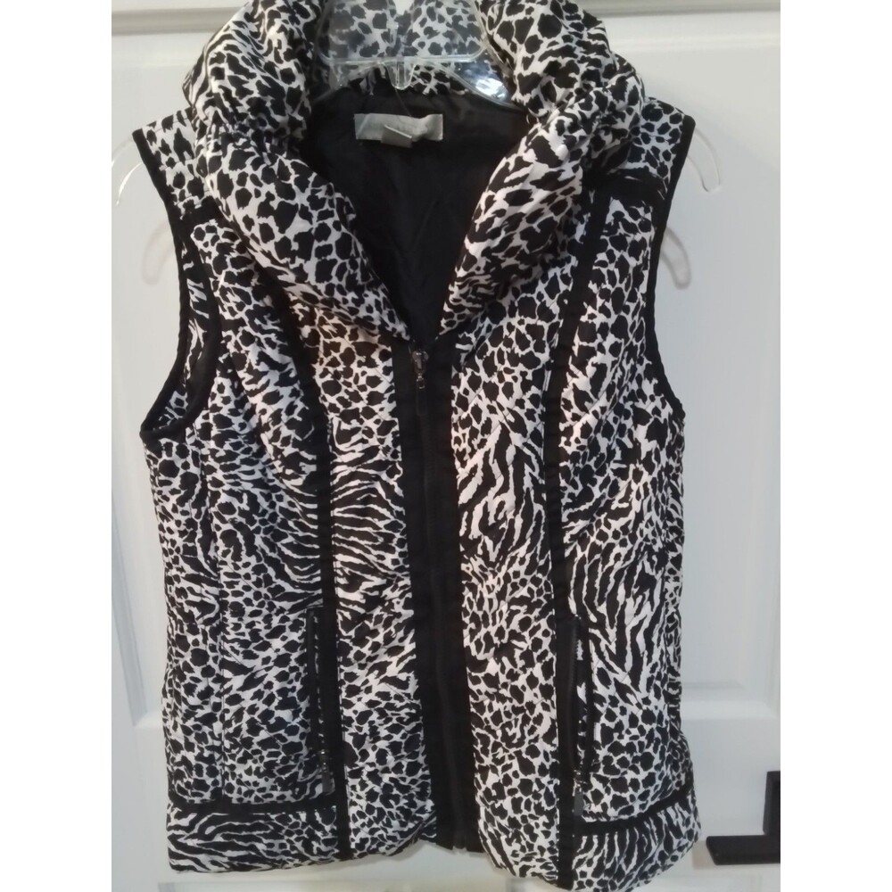 LAURA ASHLEY FULL ZIPPER BLACK/WHITE QUILTED VEST. SIZE SMALL.